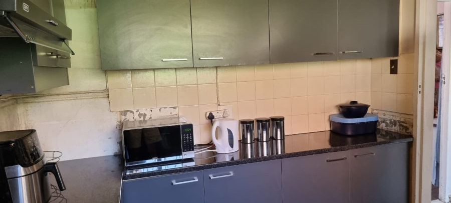 2 Bedroom Property for Sale in Mowbray Western Cape